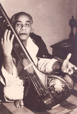 Dhrupad singer with tanpura