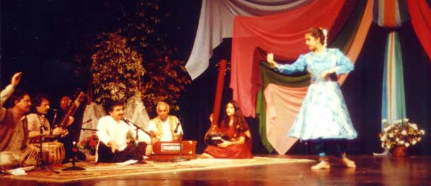 kathak dancer and music­ians