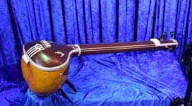 tanpura, drone instrument of India